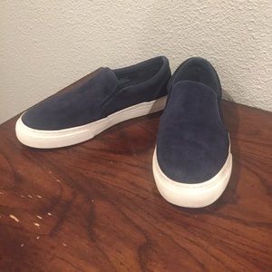 Gap slip on sneaker